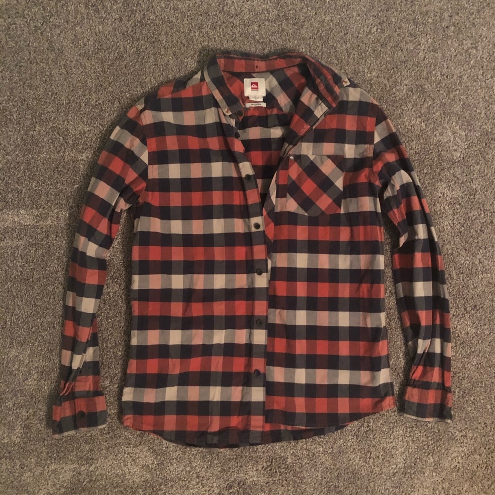 🍁Perfect for Fall🍁 Men’s Plaid Button Down Shirt